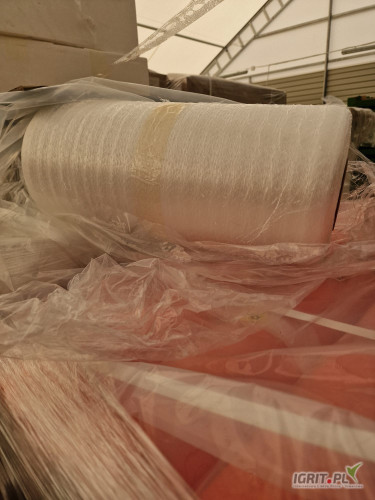 Sprzedam siatkę do owijania palet maszynowo 76/3500 mb