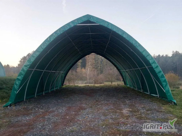 P25 / 7,7 x 4,2 x 12,9 m
