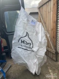 Worki Big Bag wentylowane po 1 użyciu /cebula na biało /95x95x170-185-195cm.Pojemność 1100-1300 kg .Możliwy dowóz .