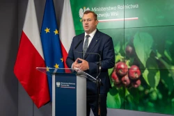 Minister Krajewski: Rolnik ma być rolnikiem, a wieś wsią