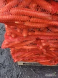 Sprzedam marchew myta szczotkowana pakowana po 10 kg kaliber 2-4 ilosci busowe