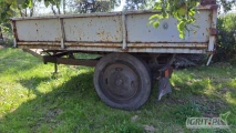 Sprzedam przyczepkę jednoosiowa wyrażaną na tył . Bez dokumentów 