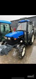 Sprzedam ciągnik sadowniczy new holland tn65n. Przebieg 1300 godzin, wszystko w oryginale. Skrzynia biegów z połówką na rewersie...