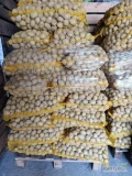 Sprzedam ziemniaki Bernina a kalibrazu 35-45 worek 15-25 lub luz Ilość 5-6 ton cena transport do ustalenia