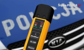 Prawie 4 promile i jechał traktorem. Wiózł syna...