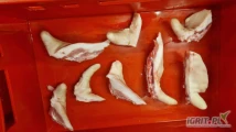 Sprzedam 21 ton mrożonych ogonów wieprzowych cena 1,20 eur z dostawą do Polski