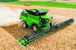 John Deere z nowościami i interaktywnymi atrakcjami na Agro Show