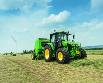 Ile nowych ciągników i przyczep zarejestrowano w sierpniu?