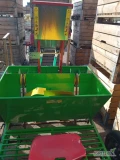 Sprzedam sadzarke do bobu z podsiewaczem nawozu oraz wagę do pakowania  tel 693096500