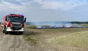 Podpalali słomę i drewno - teraz grozi im nawet 5 lat