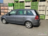 Sprzedam samochód Opel Zafira. Rok produkcji 2008. Silnik 1.9, siedmioosobowy. Klimatyzacja, elektryczne szyby, tempomat, hak. Przebieg:...
