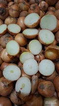 Sprzedam cebulę żółtą na obieranie ilosci cało samochodowe,
