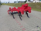 Pług dłutowy strumyk PIORUN ciążki z wałem kolczatkowym i innymi wałami.