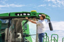 Najnowocześniejsze maszyny i technologia rolnictwa precyzyjnego John Deere w Bednarach