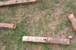 Podczas wypasania krów rolnik znalazł niewybuchy