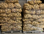 Sprzedam ziemniaki Soraya pakowane w worek 15kg na palecie, ładny gruby towar. 