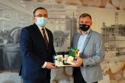 Grupa Azoty wspiera rolników w badaniu gleby