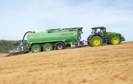 Ciągnik John Deere 8R 410 z przekładnią eAutoPowr