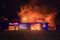Stodoła pod Augustowem spłonęła prawie doszczętnie