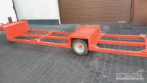 Sprzedam wózek sadowniczy przyczepa na 3 skrzyniopalety używana  2 sezony do sprzedania 2 szt