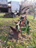 Sprzedam pług 4-skibowy unia grudziądz. Pług jest na dużych odkłodniach z przedpuszkami. Jest w w dobrym stanie.