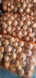 Sprzedam cebulę, ładna sucha worek 15kg lub 10kg , dostarczamy własnym transportem ilości paletowe .